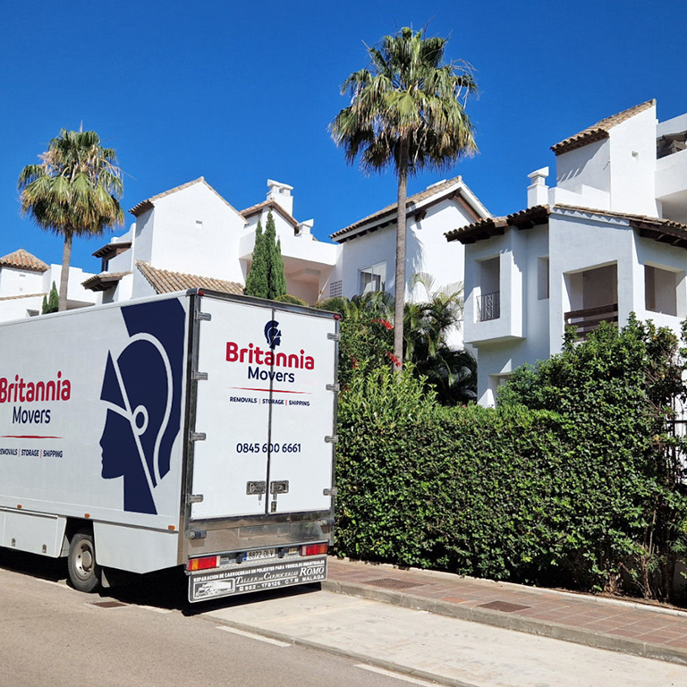 UK to USA removals – Image 1